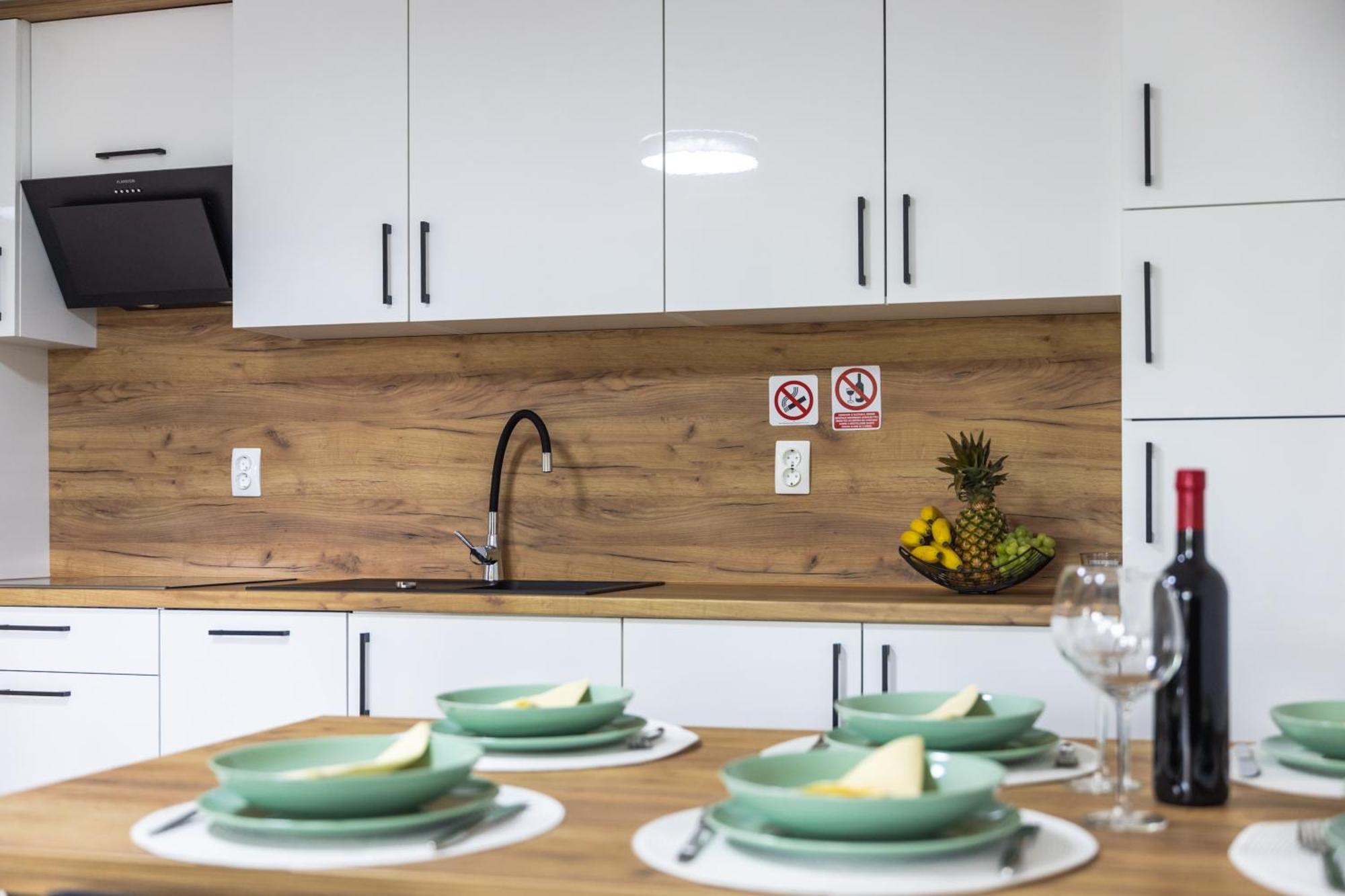 Apartman Grey สลูน ภายนอก รูปภาพ