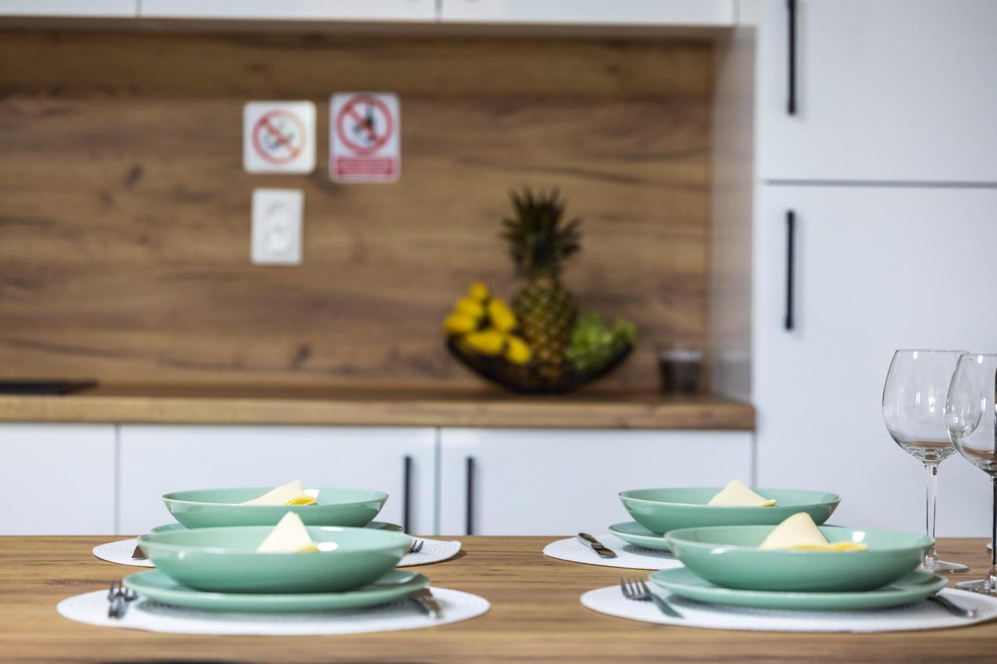 Apartman Grey สลูน ภายนอก รูปภาพ